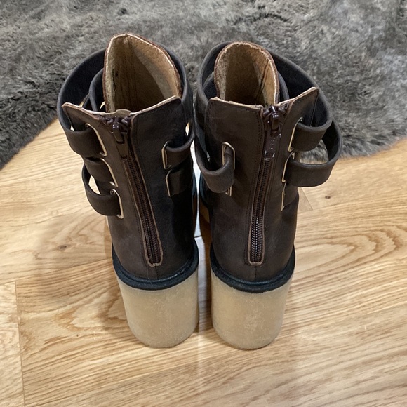 Women’s Free people boots - Picture 2 of 6